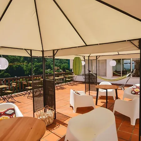 Couette-café Nations Geres - Rio Caldo