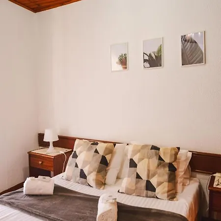 Nations Geres - Nocleg ze śniadaniem Rio Caldo