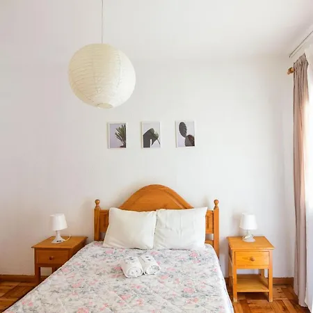 Nations - Bed & Breakfast 2*