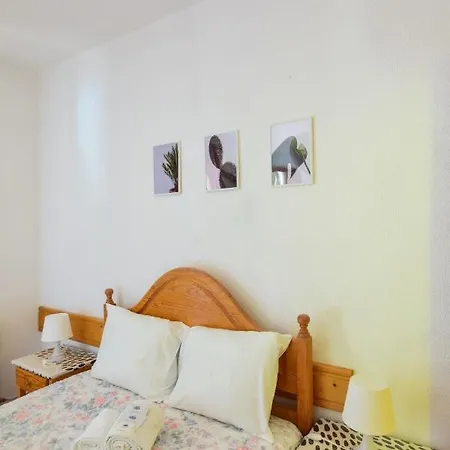 Couette-café Nations Geres - 2*