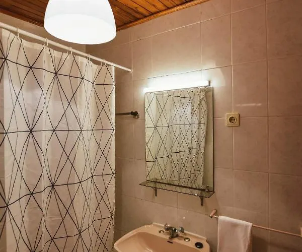 Nations Geres - Bed & Breakfast 2*