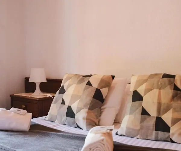 Bed & Breakfast Nations Geres - 2*